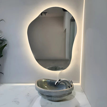 Espejo LED orgánico 75 x 58 cm